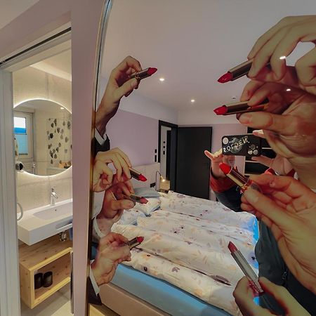 Appartement Lorenzi Solden Bagian luar foto
