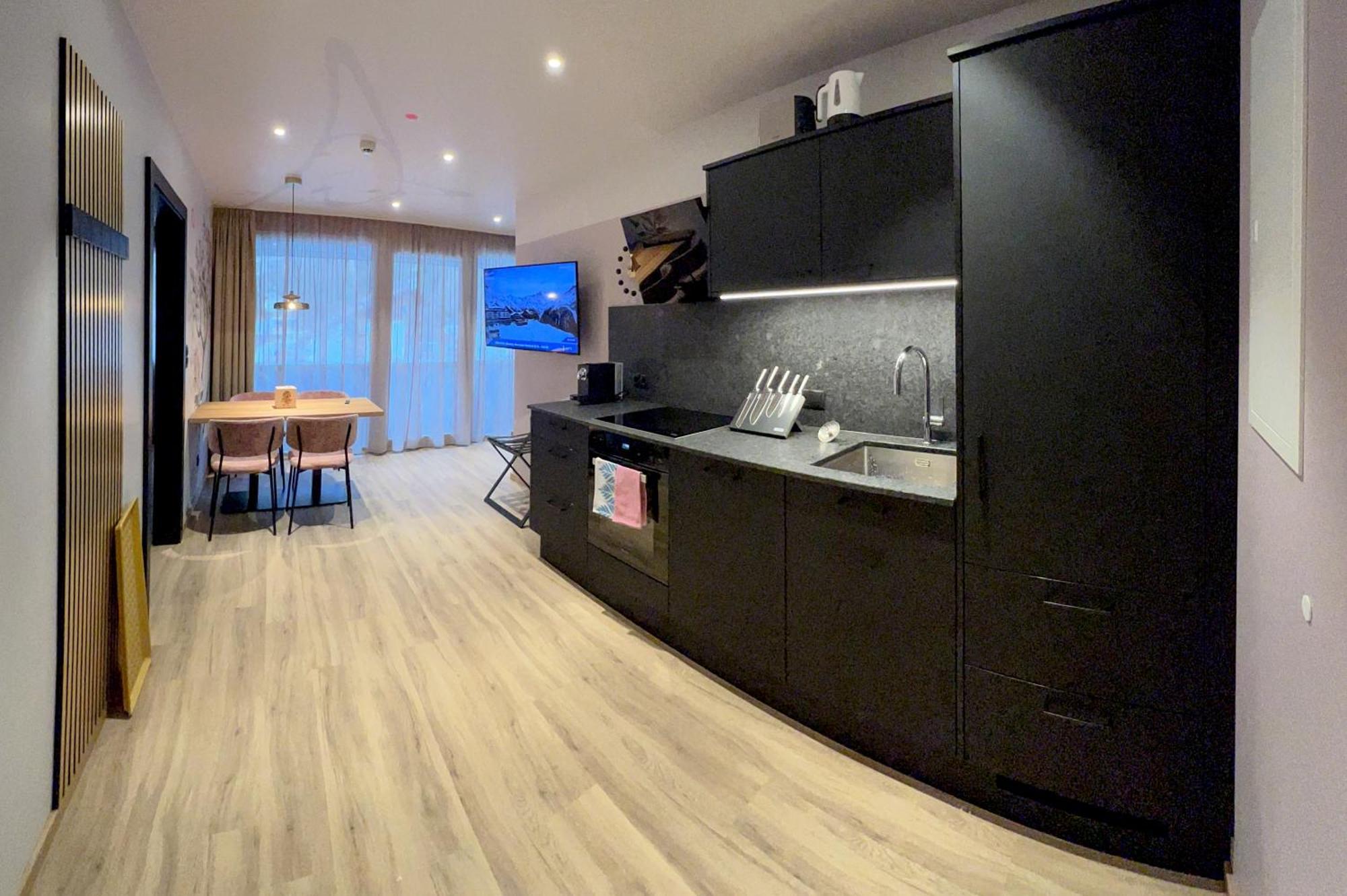 Appartement Lorenzi Solden Bagian luar foto