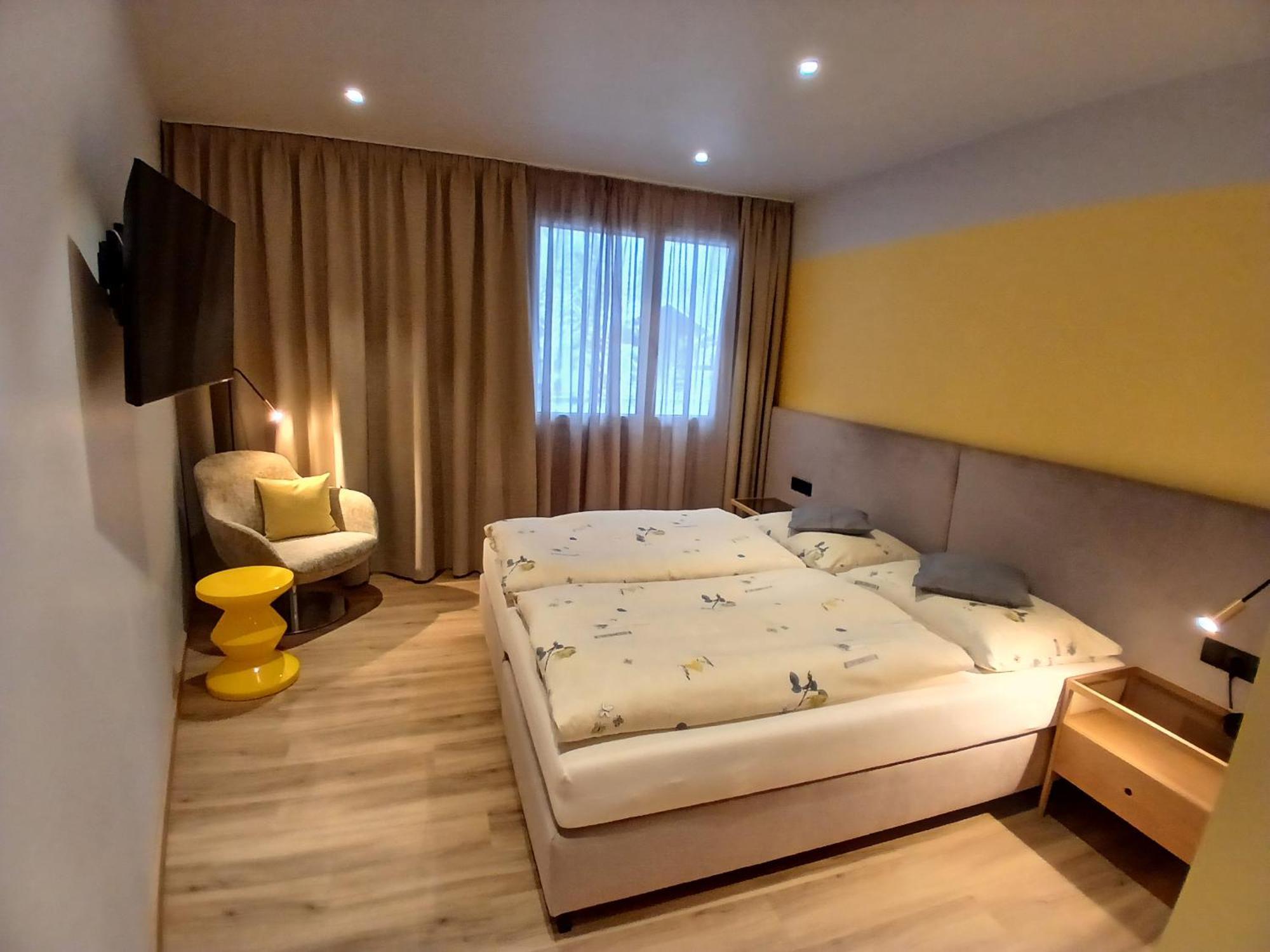 Appartement Lorenzi Solden Bagian luar foto