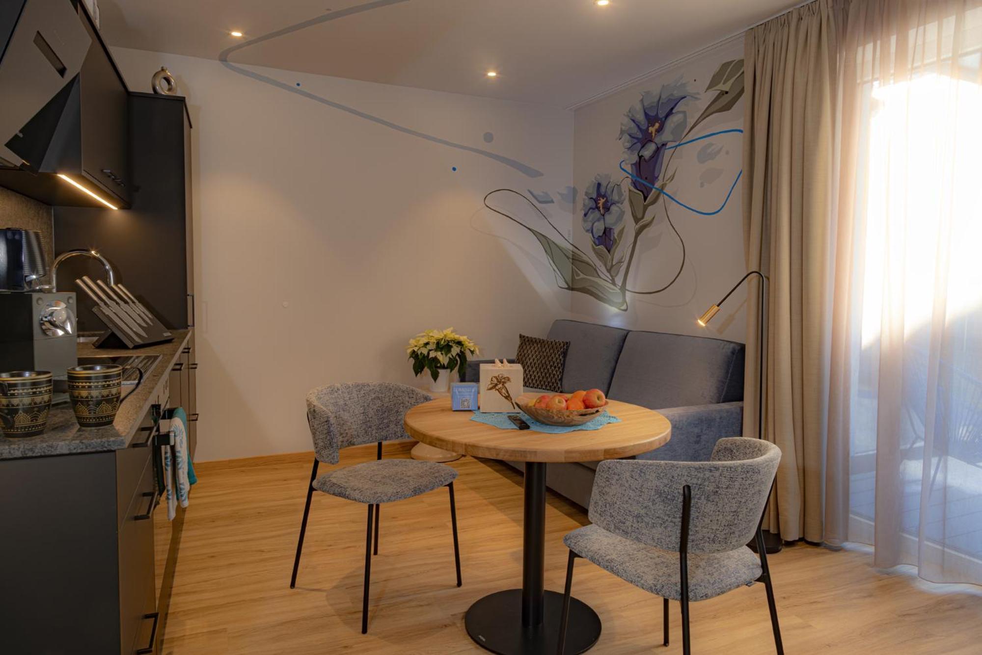 Appartement Lorenzi Solden Bagian luar foto